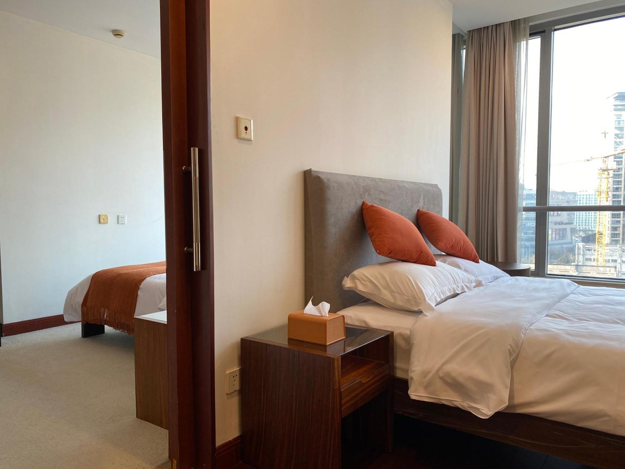 River House Near The Peoples Square And The Bund Shanghai Exteriör bild